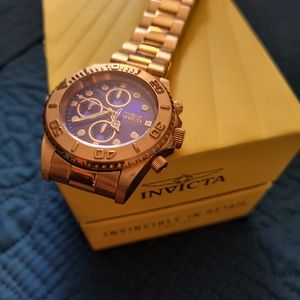 Men's Invicta Gold Watch (Blue Face)